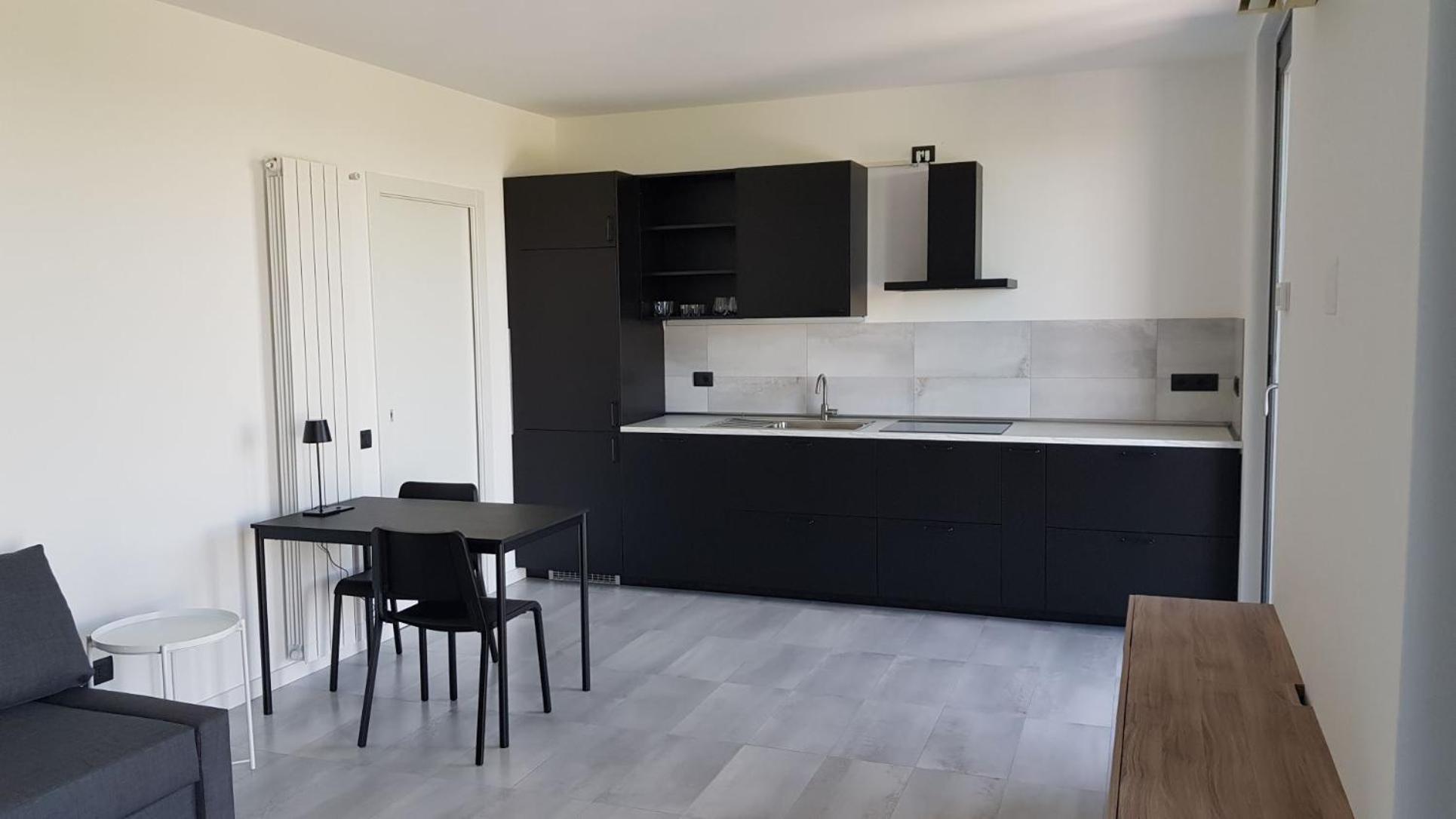 Black And White B&B Urgnano エクステリア 写真